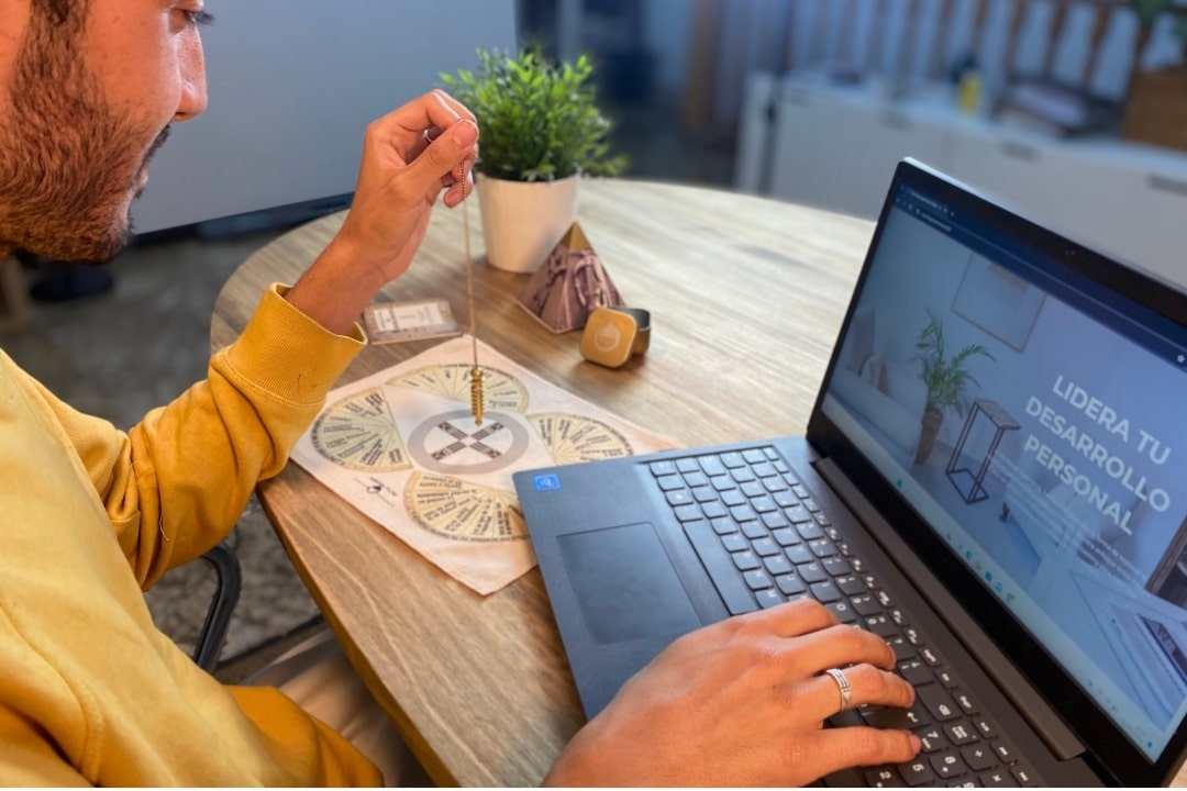 Experiencia Búsqueda Interior con Péndulo Super-Isis