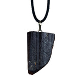 Collar de Turmalina Negra: Protección Energética