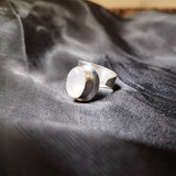 Anillo Ajustable de Piedra Luna en Plata