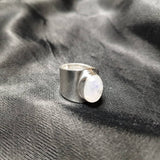 Anillo Ajustable de Piedra Luna en Plata