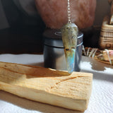 Péndulo de Labradorita: Conexión con los Registros Akashicos